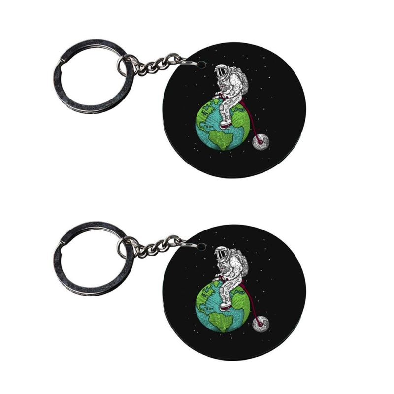 Round Astronaut Illustration Wooden Keychain
