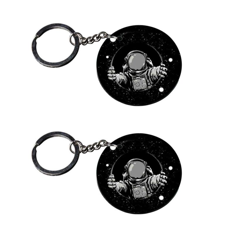 Round Spaceman Wooden Keychain
