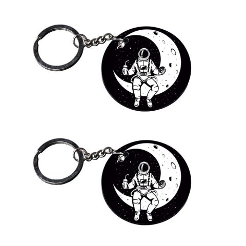 Crafty Worth | astronaut keychain | keychain jawa Printed Wooden Keychains | Circle Shape Set of 2 keyrings 2×2 inch - alternate view